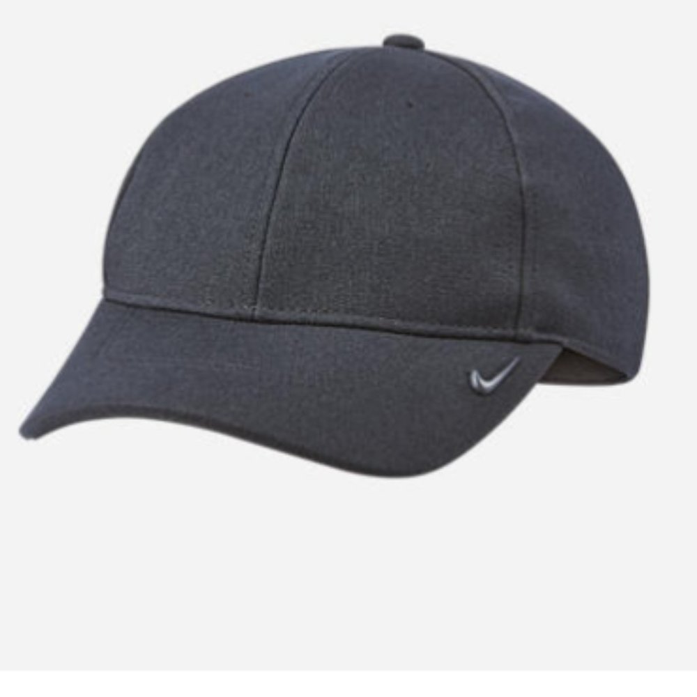 NWT ~ Nike Dri-FIT AeroBill One (Black)